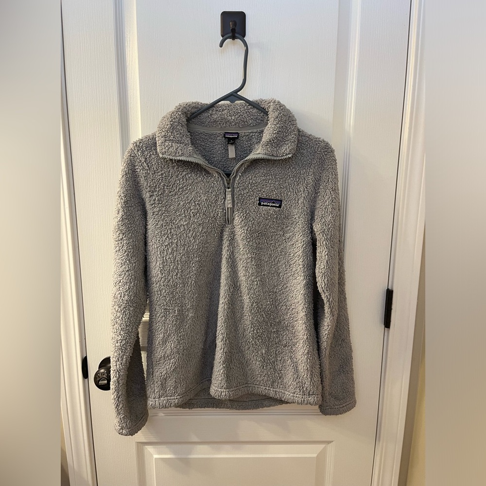 Patagonia gray Sherpa quarter zip
